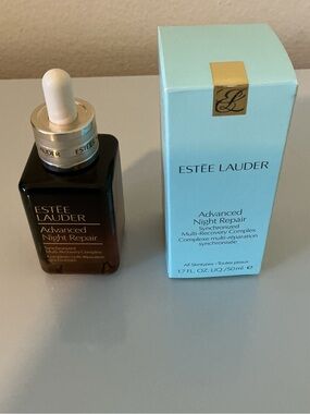New in original packaging Estée Lauder Advanced Night Repair 1.7 FL OZ
